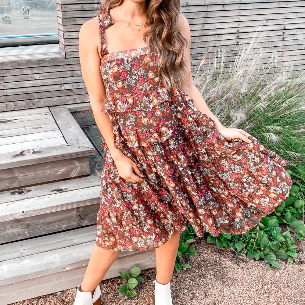 Floral Tiered Dress // size small